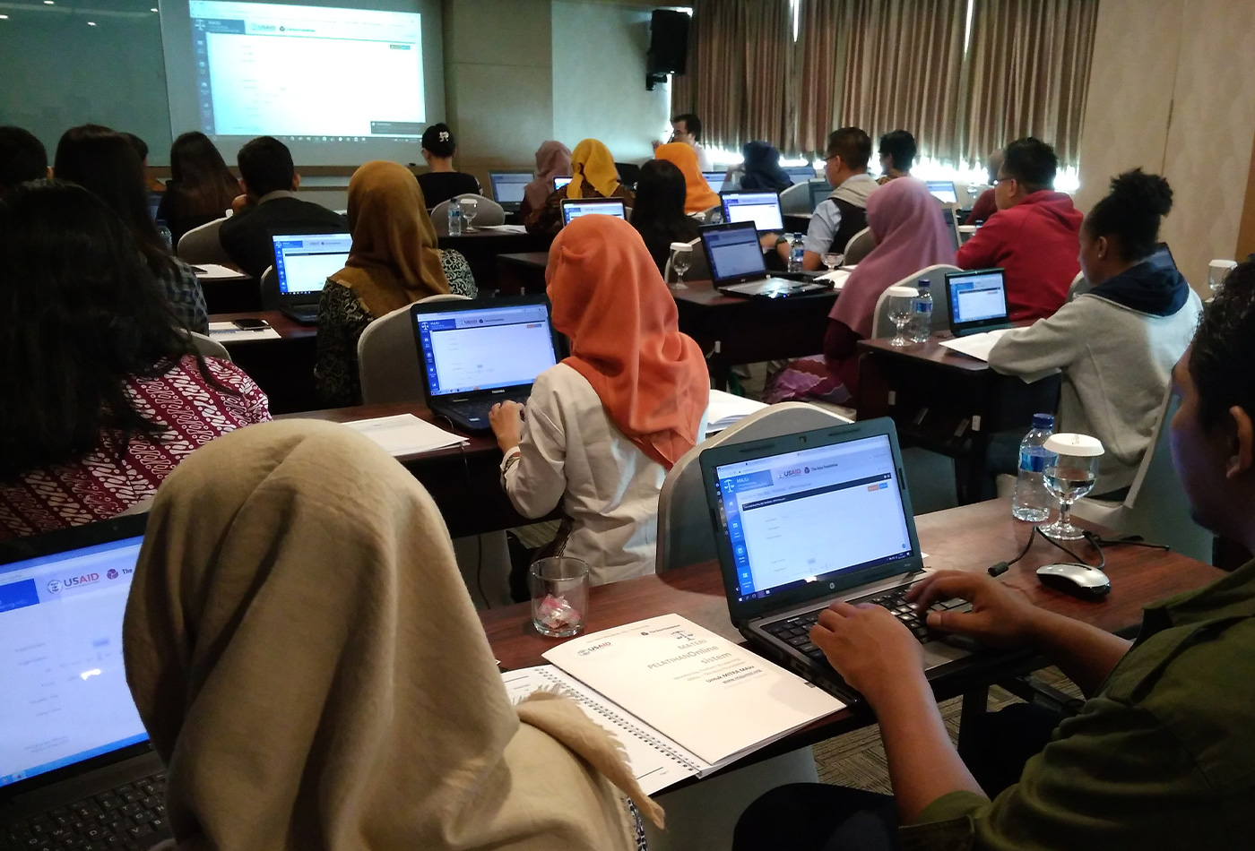 One-day training for the person in charge of the MIS.